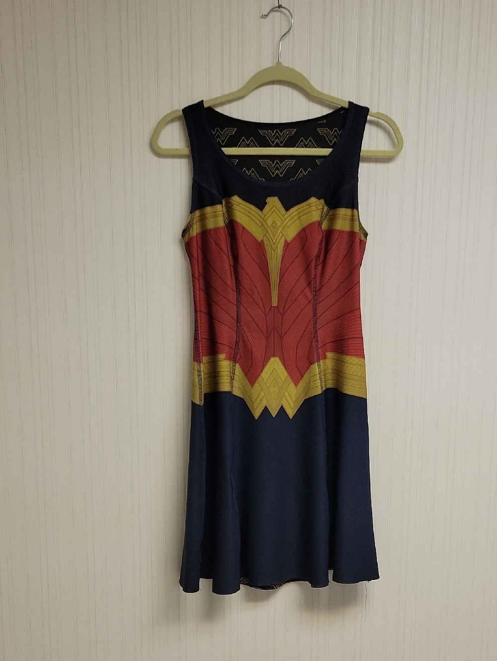 Her Universe Wonder-Inspired Navy, Red & Gold Sleeveless Reversible Dress Medium